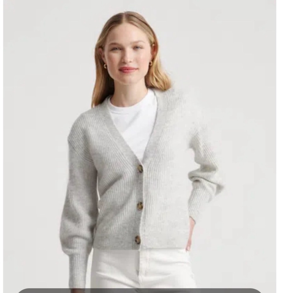Women's Alpaca Cropped Cardigan Sweater In Light Grey